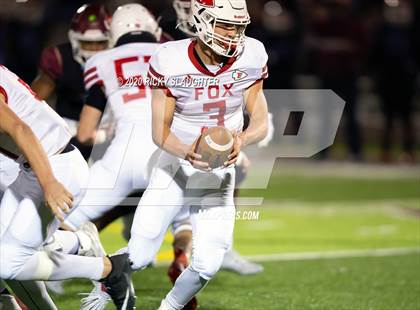Thumbnail 3 in Fox @ De Smet Jesuit (MSHSAA Class 6 Semifinal) photogallery.