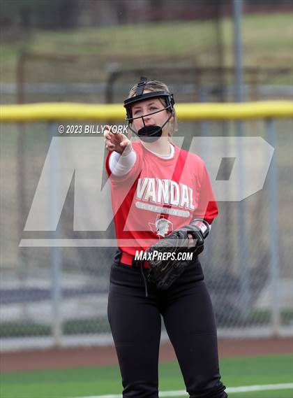 Thumbnail 1 in Grand Saline vs Van photogallery.