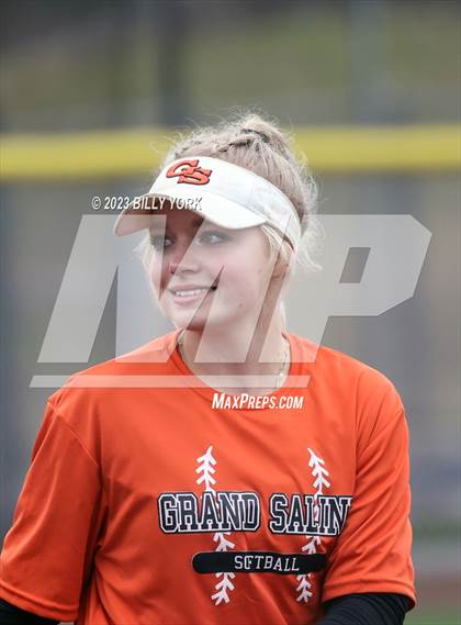Thumbnail 3 in Grand Saline vs Van photogallery.