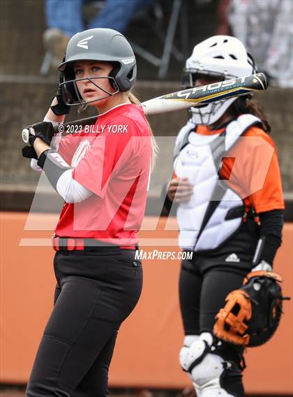 Thumbnail 3 in Grand Saline vs Van photogallery.