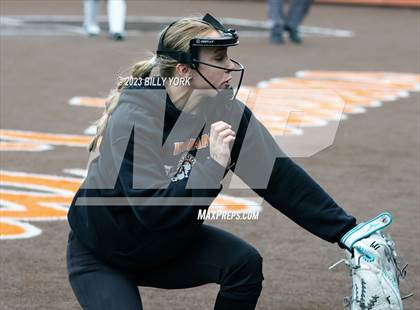 Thumbnail 1 in Grand Saline vs Van photogallery.