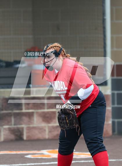 Thumbnail 2 in Grand Saline vs Van photogallery.