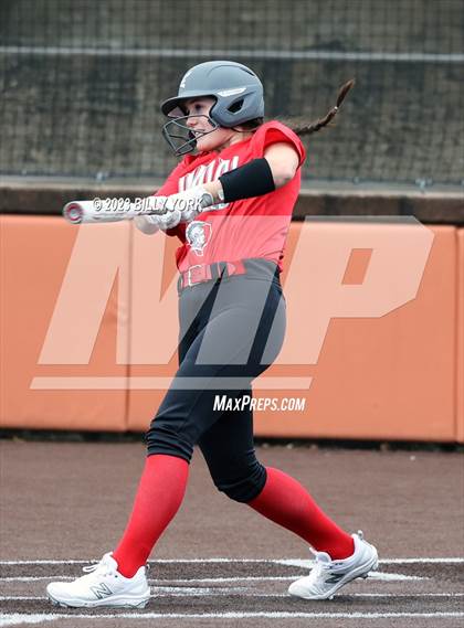 Thumbnail 2 in Grand Saline vs Van photogallery.
