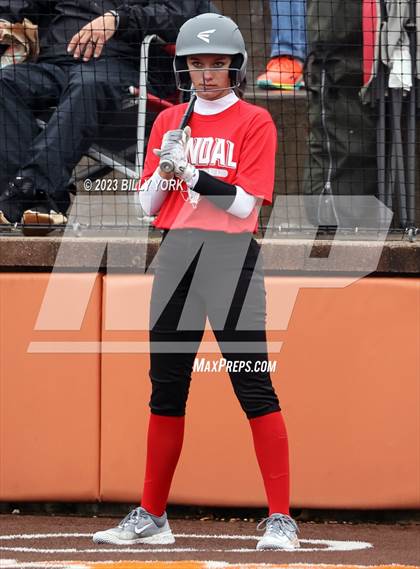 Thumbnail 2 in Grand Saline vs Van photogallery.
