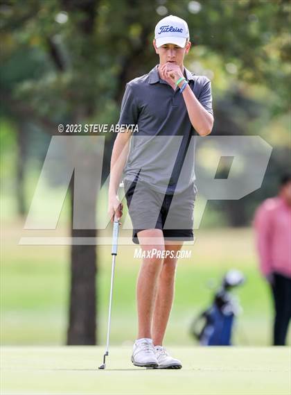 Thumbnail 2 in CHSAA 5A Championship photogallery.