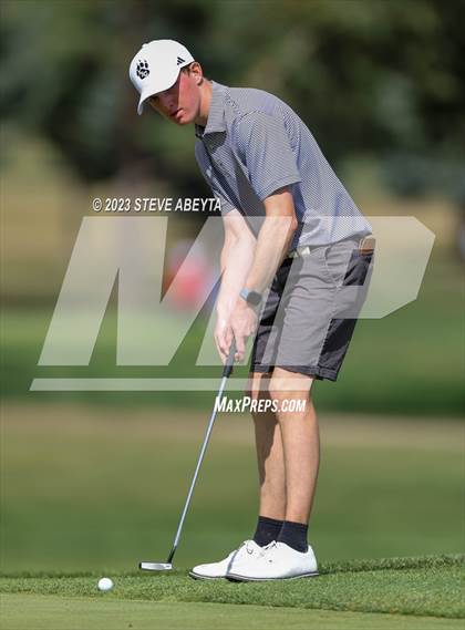 Thumbnail 2 in CHSAA 5A Championship photogallery.