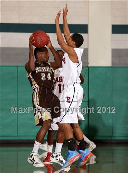 Thumbnail 1 in Serra vs. Marshall (Providence Cystic Fibrosis Benefit) photogallery.