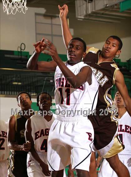Thumbnail 1 in Serra vs. Marshall (Providence Cystic Fibrosis Benefit) photogallery.