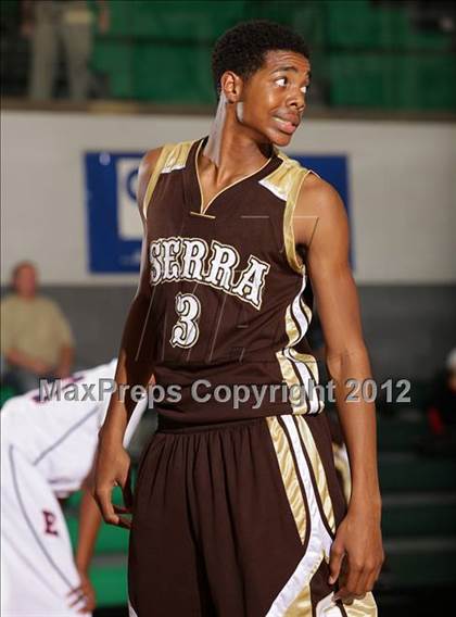 Thumbnail 1 in Serra vs. Marshall (Providence Cystic Fibrosis Benefit) photogallery.
