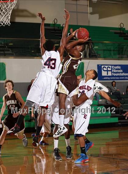 Thumbnail 1 in Serra vs. Marshall (Providence Cystic Fibrosis Benefit) photogallery.