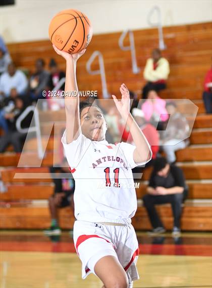 Thumbnail 2 in Hawthorne Math & Science Academy @ Antelope Valley (CIF SS Division 5A Quarterfinal) photogallery.