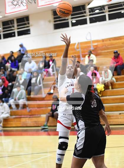 Thumbnail 3 in Hawthorne Math & Science Academy @ Antelope Valley (CIF SS Division 5A Quarterfinal) photogallery.