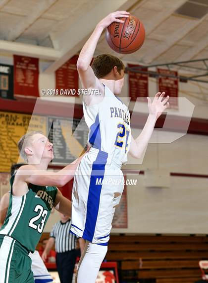 Thumbnail 1 in Maxwell vs. Biggs (Love of the Game) photogallery.