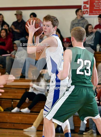 Thumbnail 2 in Maxwell vs. Biggs (Love of the Game) photogallery.
