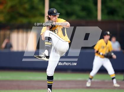 Thumbnail 2 in Forney vs. Mansfield Legacy (UIL 5A Regional Semifinal) photogallery.