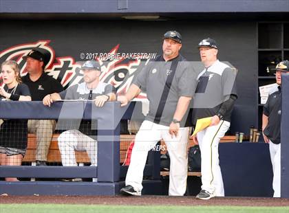 Thumbnail 2 in Forney vs. Mansfield Legacy (UIL 5A Regional Semifinal) photogallery.