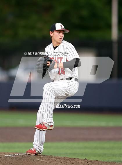 Thumbnail 3 in Forney vs. Mansfield Legacy (UIL 5A Regional Semifinal) photogallery.