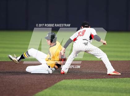 Thumbnail 2 in Forney vs. Mansfield Legacy (UIL 5A Regional Semifinal) photogallery.
