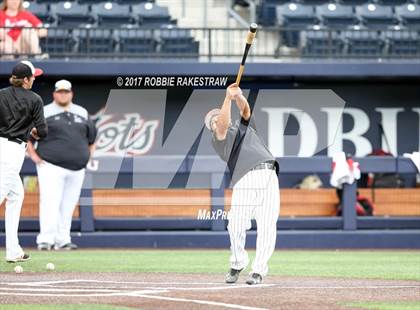 Thumbnail 1 in Forney vs. Mansfield Legacy (UIL 5A Regional Semifinal) photogallery.