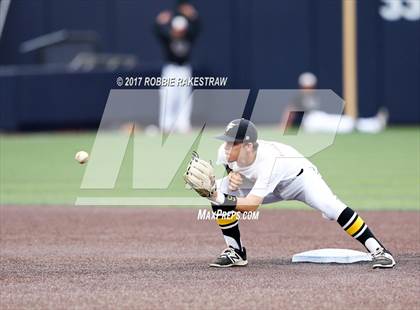 Thumbnail 2 in Forney vs. Mansfield Legacy (UIL 5A Regional Semifinal) photogallery.