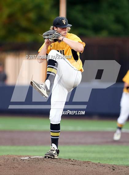 Thumbnail 1 in Forney vs. Mansfield Legacy (UIL 5A Regional Semifinal) photogallery.