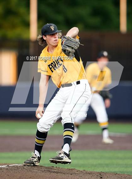 Thumbnail 1 in Forney vs. Mansfield Legacy (UIL 5A Regional Semifinal) photogallery.
