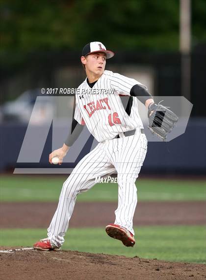 Thumbnail 1 in Forney vs. Mansfield Legacy (UIL 5A Regional Semifinal) photogallery.