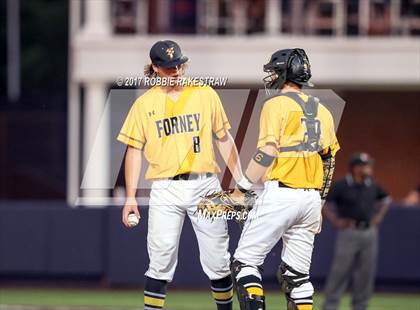 Thumbnail 3 in Forney vs. Mansfield Legacy (UIL 5A Regional Semifinal) photogallery.
