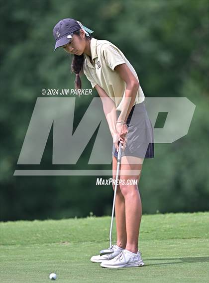 Thumbnail 3 in UIL 6A Golf State Finals (Round 2) photogallery.