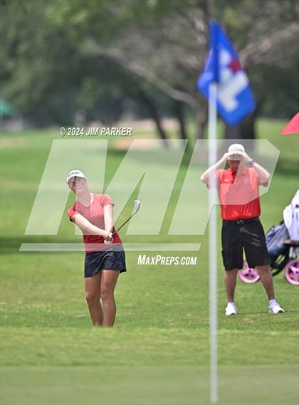 Thumbnail 1 in UIL 6A Golf State Finals (Round 2) photogallery.