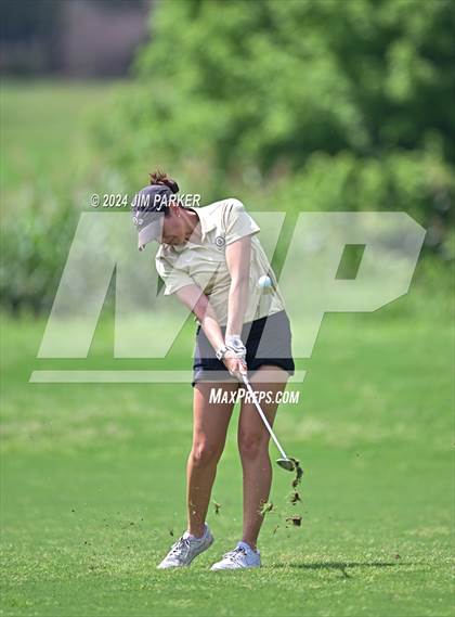 Thumbnail 3 in UIL 6A Golf State Finals (Round 2) photogallery.