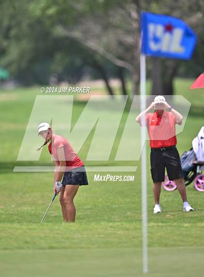 Thumbnail 1 in UIL 6A Golf State Finals (Round 2) photogallery.