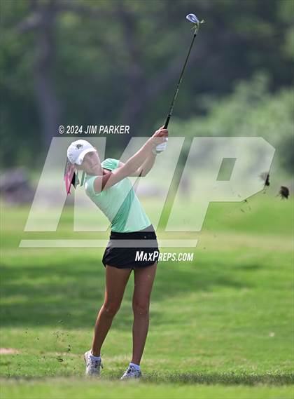 Thumbnail 3 in UIL 6A Golf State Finals (Round 2) photogallery.