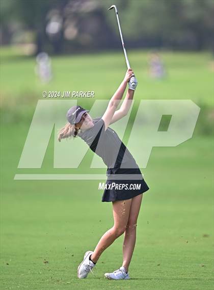 Thumbnail 3 in UIL 6A Golf State Finals (Round 2) photogallery.