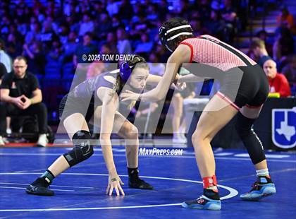 Thumbnail 3 in UIL Wrestling 5A Finals (100 lb - 132 lb) photogallery.