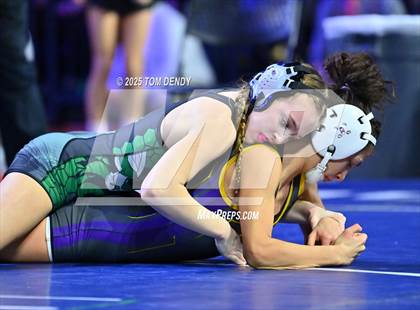 Thumbnail 2 in UIL Wrestling 5A Finals (100 lb - 132 lb) photogallery.