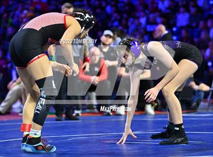 Thumbnail 3 in UIL Wrestling 5A Finals (100 lb - 132 lb) photogallery.