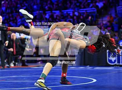 Thumbnail 2 in UIL Wrestling 5A Finals (100 lb - 132 lb) photogallery.