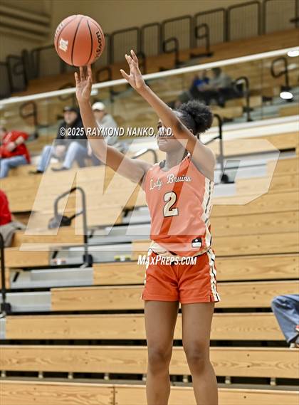 Thumbnail 1 in Noblesville vs. Fort Wayne Northrop (Holiday Shootout) photogallery.