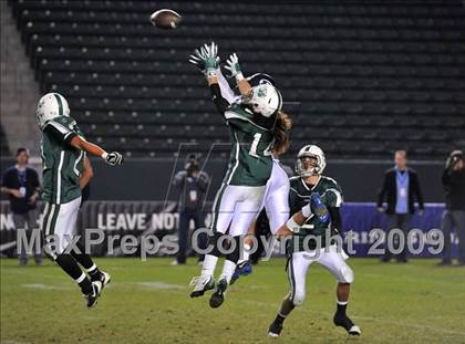 Thumbnail 2 in Bellarmine vs. Oceanside (CIF State D1 Final) photogallery.