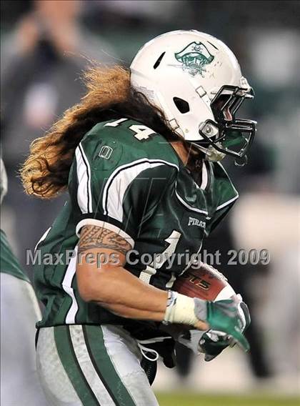 Thumbnail 3 in Bellarmine vs. Oceanside (CIF State D1 Final) photogallery.