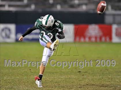 Thumbnail 1 in Bellarmine vs. Oceanside (CIF State D1 Final) photogallery.