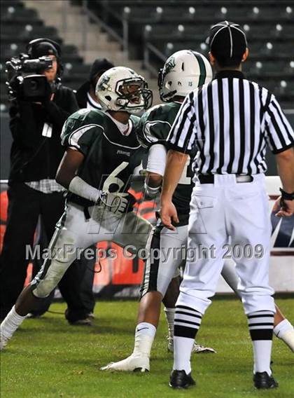 Thumbnail 2 in Bellarmine vs. Oceanside (CIF State D1 Final) photogallery.