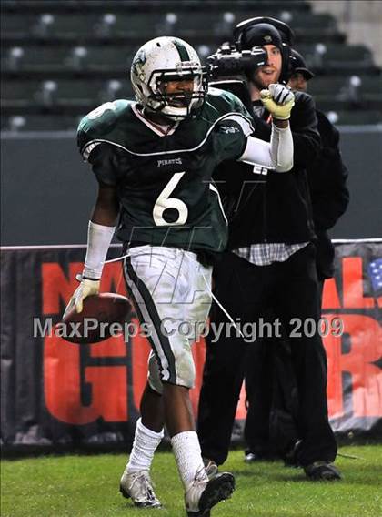 Thumbnail 1 in Bellarmine vs. Oceanside (CIF State D1 Final) photogallery.
