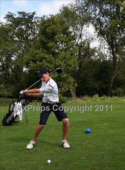 Thumbnail 3 in Valley JV/Varsity Invitational @ Jester Park Golf Course photogallery.