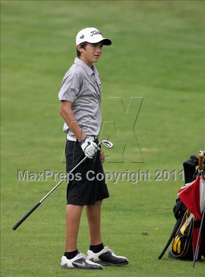 Thumbnail 2 in Valley JV/Varsity Invitational @ Jester Park Golf Course photogallery.