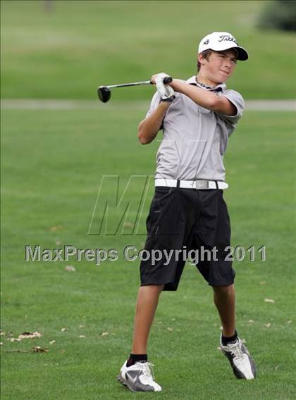 Thumbnail 3 in Valley JV/Varsity Invitational @ Jester Park Golf Course photogallery.