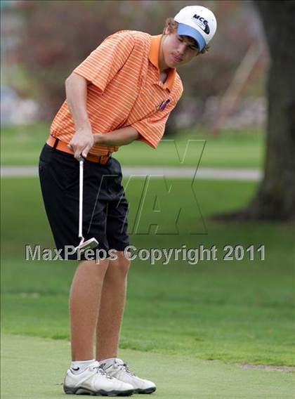 Thumbnail 3 in Valley JV/Varsity Invitational @ Jester Park Golf Course photogallery.