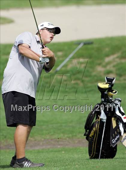 Thumbnail 3 in Valley JV/Varsity Invitational @ Jester Park Golf Course photogallery.