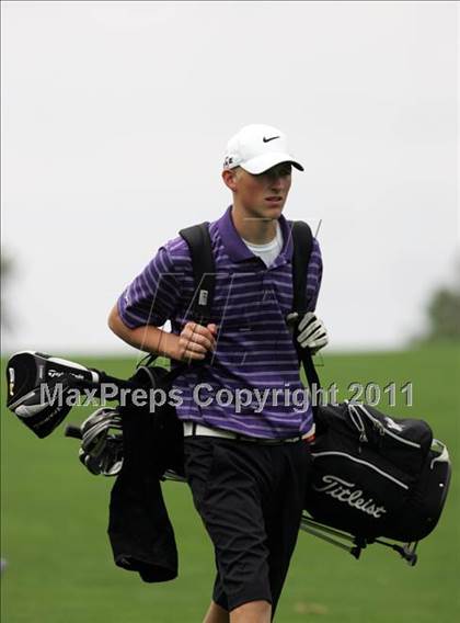 Thumbnail 3 in Valley JV/Varsity Invitational @ Jester Park Golf Course photogallery.
